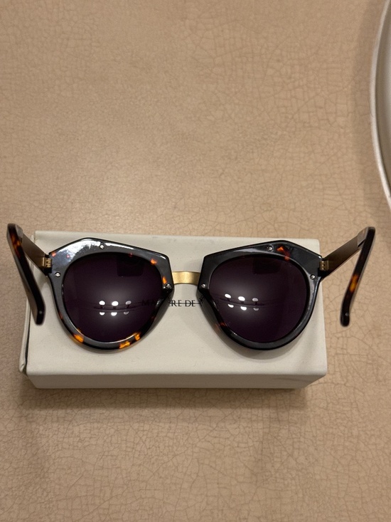 MANIERE DE VOIR SUNGLASSES